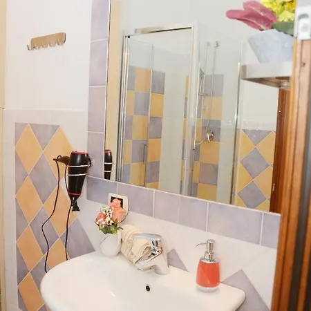 La Rosa City Centre Apartment *
