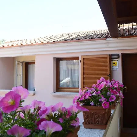 Gallura Home アパート